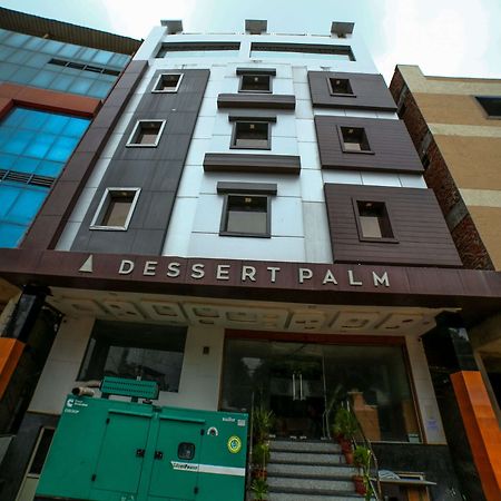 Oyo 7367 Hotel Dessert Palm قاليور المظهر الخارجي الصورة